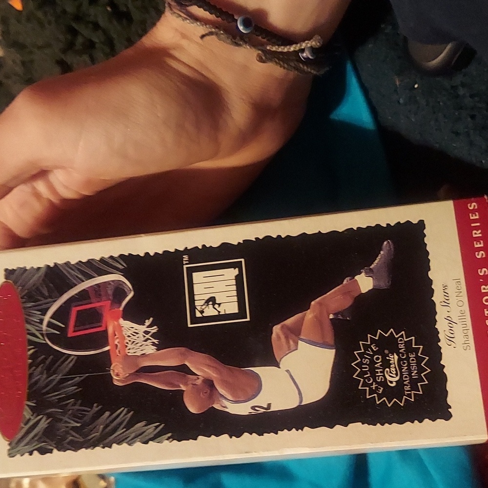 So bad ass. And I gotta assume rare. 1995 Orlando Shaq Keepsake ornament…